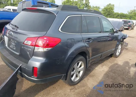 2014 Subaru Outback 2.5I Premium z USA, uszkodzony, nr VIN 4S4BRCCC0E3242567